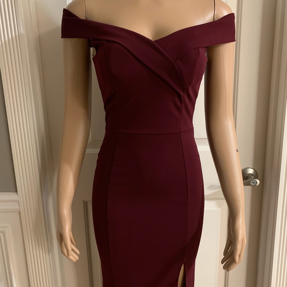 Women’s junior burgundy off- shoulder maxi dress - Picture 6 of 12